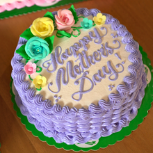 Load image into Gallery viewer, Basket Cake