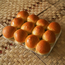 Load image into Gallery viewer, Kalabasa Rolls